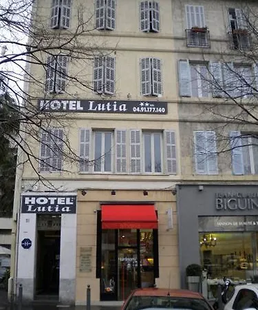 فندق Lutia 2*